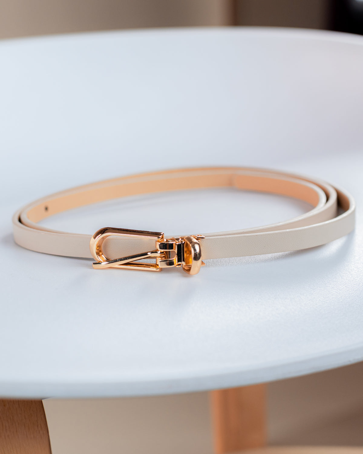 Women's Simple Pin Buckle Belt