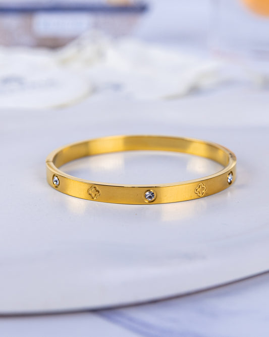 Gold Plated Four-Leaf Clover Diamonds Bangle