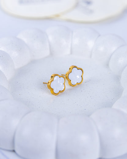 Four-Leaf Clover White Earrings
