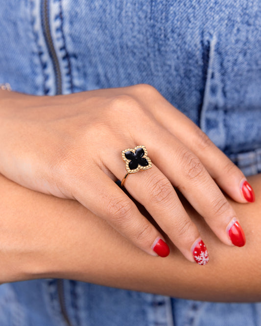 Gold Four-Leaf Clover Black Ring