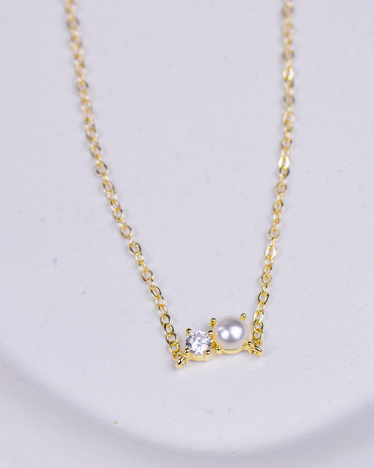 Pearl Necklace with Zircon